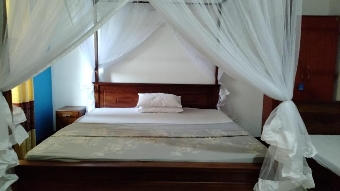 Villa Surendra Велигама Экстерьер фото